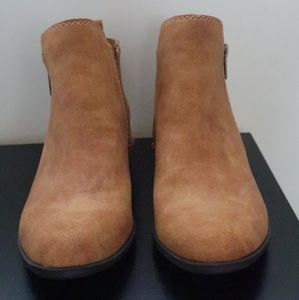 Not used Girl cognac tan suede booties